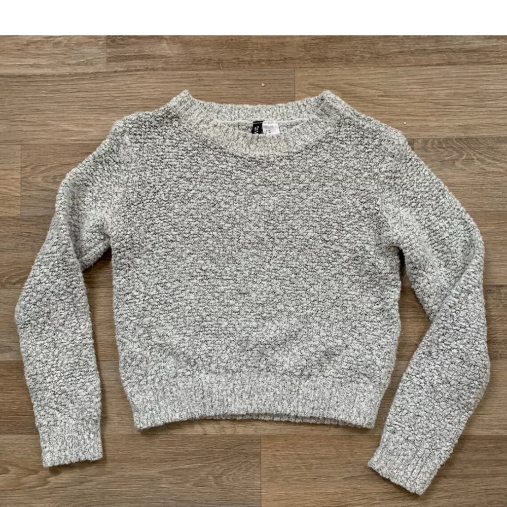 HM sweater